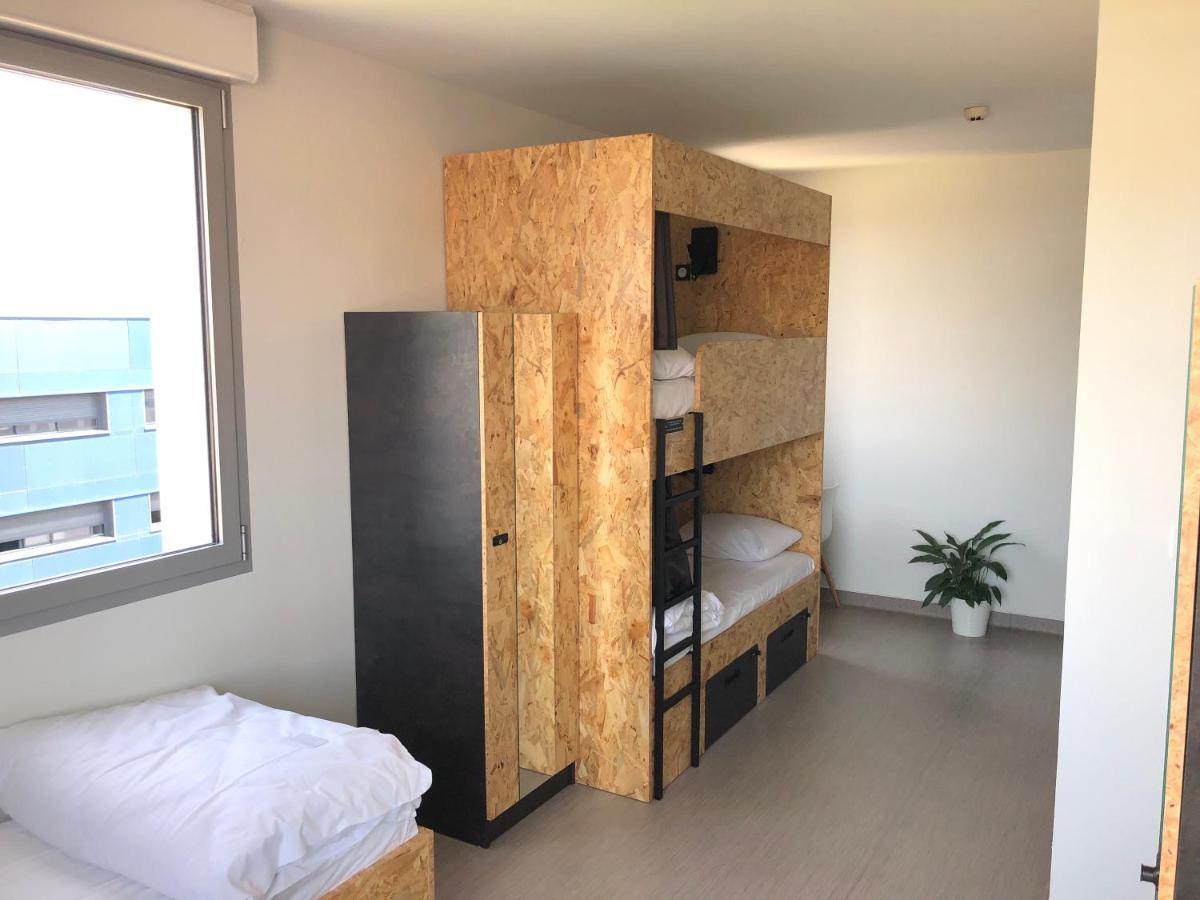 Auberge De Jeunesse Hi كليرمونت-فيراند المظهر الخارجي الصورة