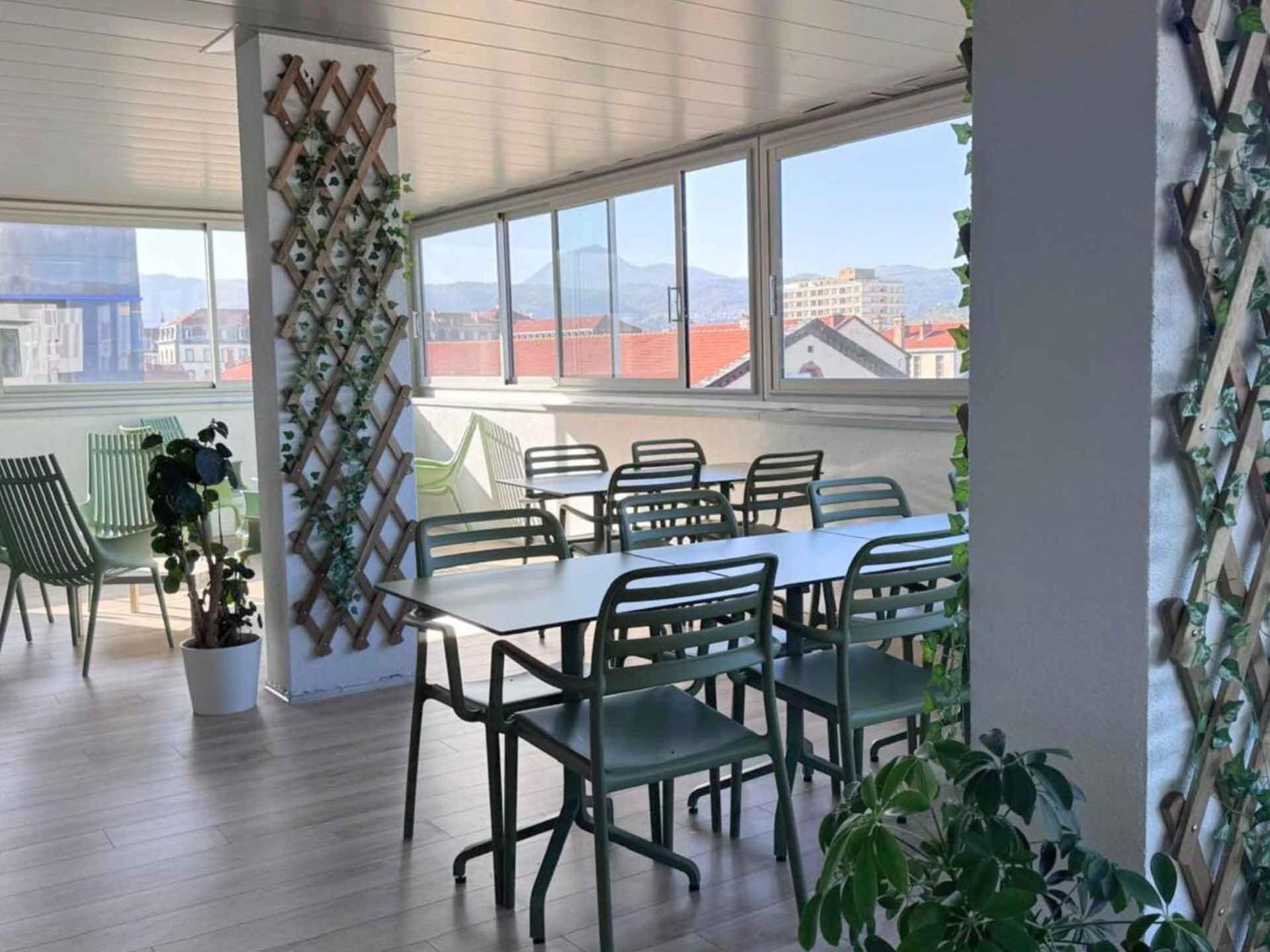 Auberge De Jeunesse Hi كليرمونت-فيراند المظهر الخارجي الصورة